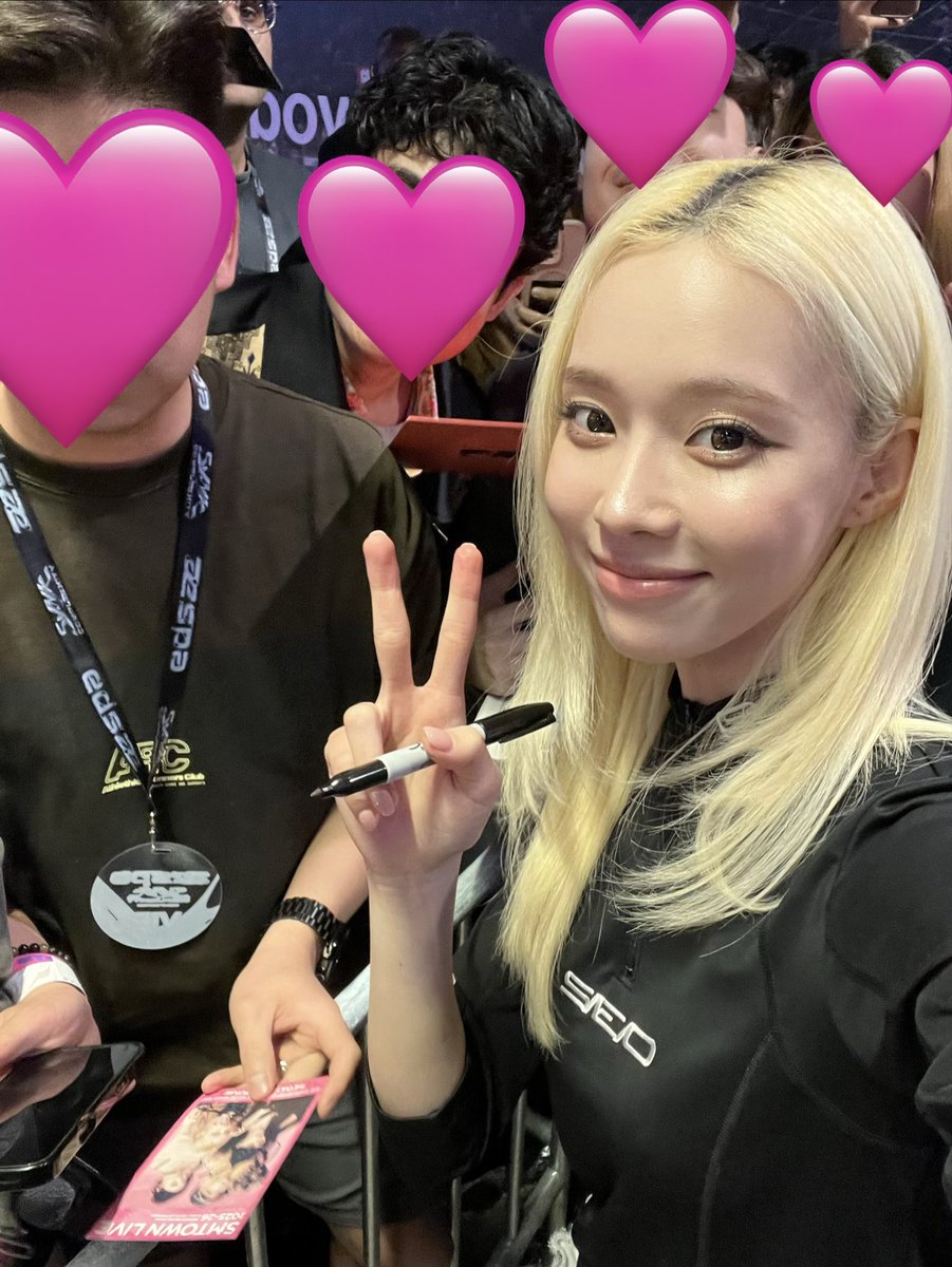 douseethisirene's tweet photo. 260922 Synk Complaexity Washington DC

#aespa #æspa #에스파
#SYNK_COMPLaeXITY
#aespa_SYNK_COMPLaeXITY
#aespaInDC
#윈터 #Winter https://t.co/hMzAwovK54