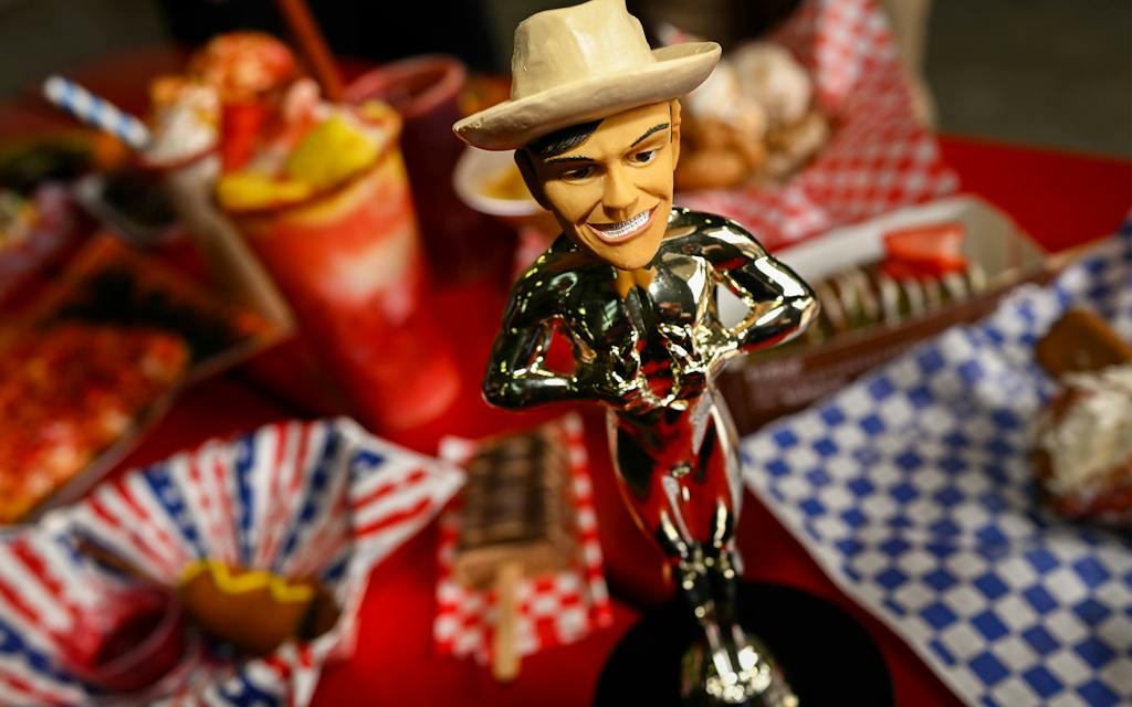 jasonabalos's tweet photo. What It’s Like to Judge the Food Competition at the State Fair of Texas https://t.co/SJmsd0HnFh https://t.co/zUi7uHOQ3E #dfwrealtor #dfwre #jasonabalos https://t.co/H6Gr7l4JHi