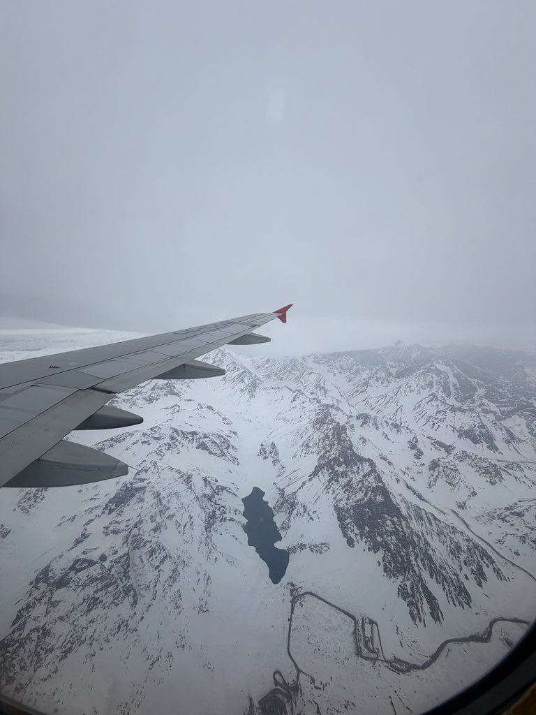 HyenukChu's tweet photo. Poderosa cordillera de Los Andes https://t.co/zm0FnFMJSQ