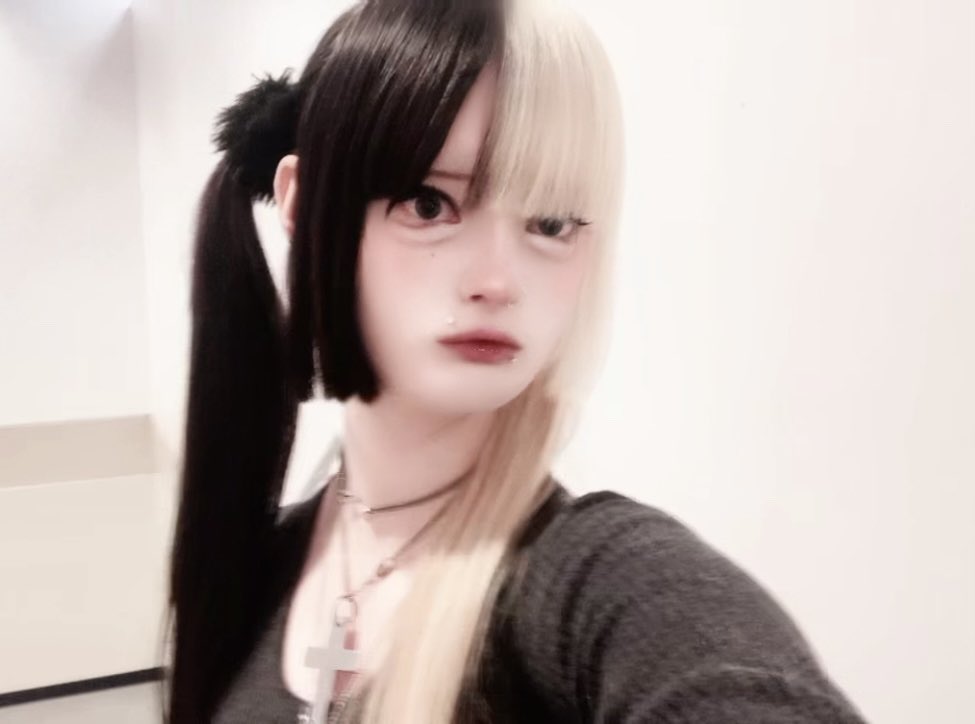 sickgirlsescape's tweet photo. Oh I never posted these…squid! 🦑 #地雷系 #自撮り界隈 https://t.co/QTX1FqMYLK