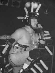TheIreFuse's tweet photo. @JustinWhang The one time I went to see Green Jelly, they cancelled last minute, so the show became a free show with the direct support band headlining. 

Which was SHAT. So I got to see this guy onstage. https://t.co/DDor9HFZc1