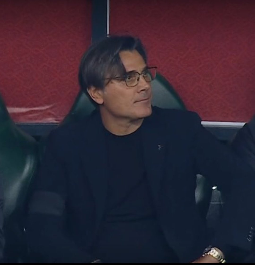 erefBeydlxs's tweet photo. Montella
Sana İnönü stadında nıfır etmeden göndermicez
#TURFRA
Bundan önce gidenlere sor istersen nasıl stadda haşlandïklarını
Özellikle mehmet ekşiye sor https://t.co/N87YdDtYvs