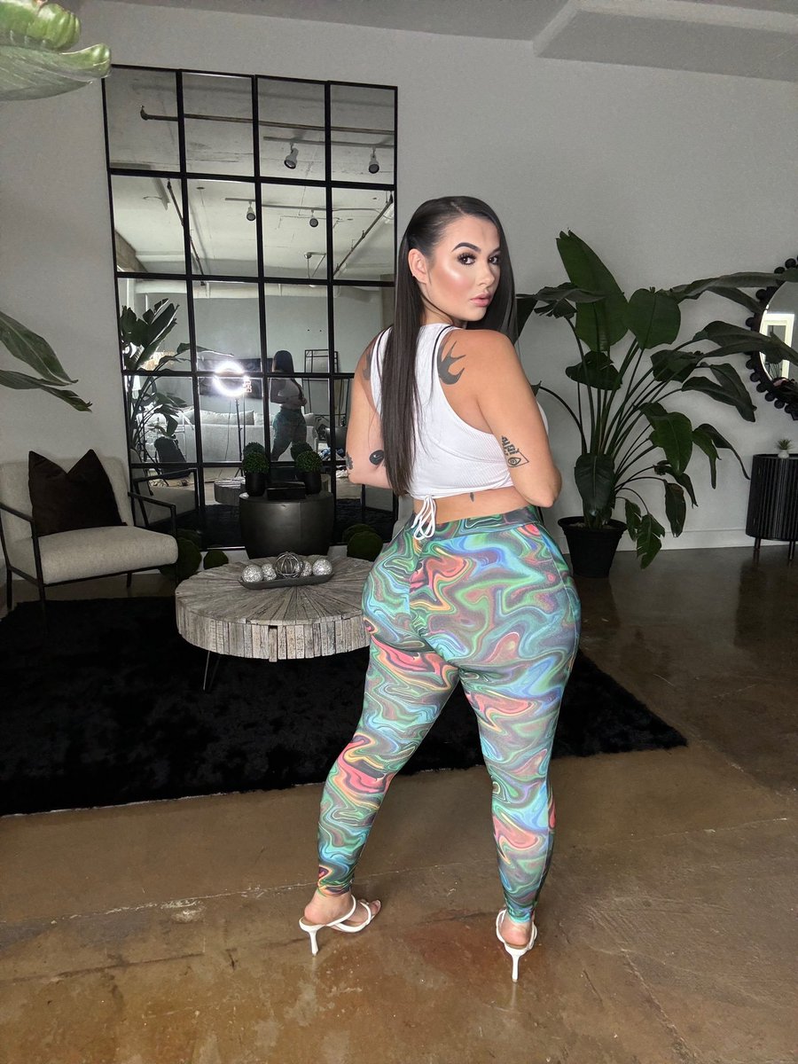 Kaylasfu tweet picture