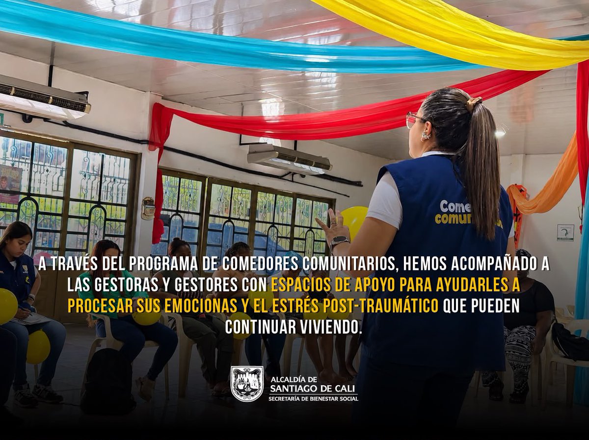BienestarSociaI's tweet photo. ¡En los Comedores Comunitarios también hablamos de nuestras emociones! ✨

📍 Con jornadas de escucha y transferencia de herramientas emocionales, las gestoras y gestores de los Comedores Comunitarios reciben apoyo psicosocial, tras sus vivencias luego del terremoto del pasado 10 de agosto.