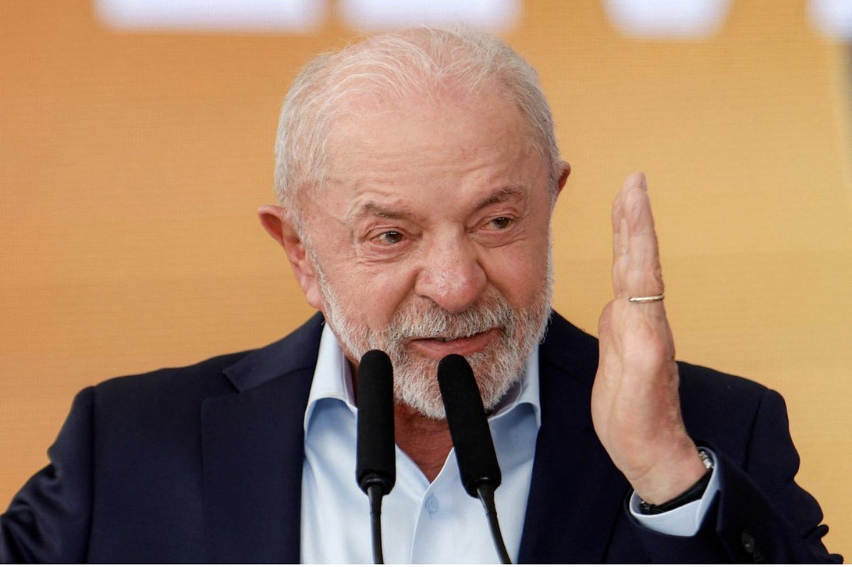 chicorubenspaiv's tweet photo. 🚨 GOVERNO LULA ANUNCIA O FIM DAS BETS NO BRASIL!

É TETRAAAAAAA! 🇧🇷
Enquanto tem gente do lado de lá  defendendo os interesses das bets, Lula vai lá e enfrenta o problema de frente.

É LULA 13! ❤️ E quem ganha essa é o brasileiro! https://t.co/UhBvNOwZCg