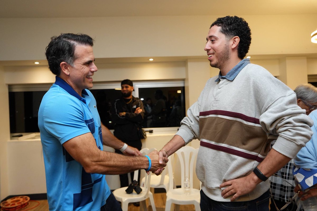 delegates51's tweet photo. El futuro de Puerto Rico no es una conversación para algún día: ya está ocurriendo, y la juventud tiene mucho que decir.

Le damos la bienvenida a quienes se han sumado al diálogo sobre el rumbo de nuestra isla.

#LoMejorEstaPorVenir https://t.co/xatOwm9zLB
