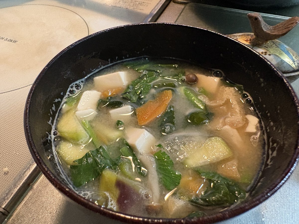 honlyonly's tweet photo. おはようございます♪
朝は味噌汁だな！ https://t.co/MP2tzh53NM