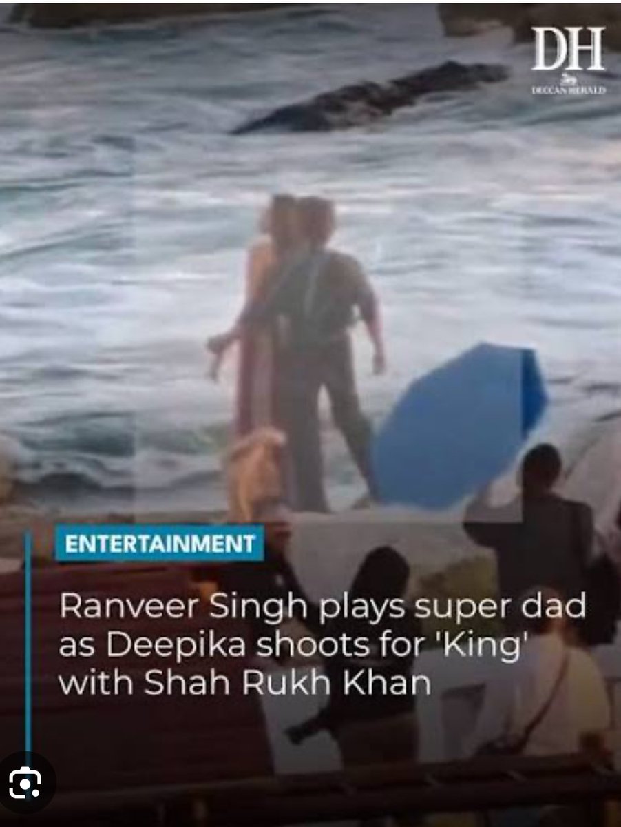 DiaSachi_'s tweet photo. No one has ever seen Ranveer hold their daughter but suddenly his PR spread this video of him being "super dad" on King sets. He just ran back home to be with his hoes while pregnant Deepika had to finish her shoot in foreign country with crying fussy baby and come home alone 🥲 https://t.co/xn5M4CiIWG