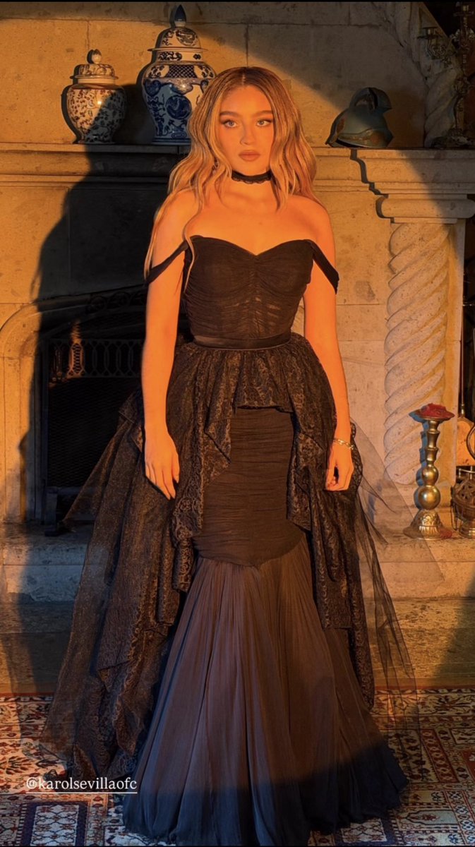 QGdaSevilla's tweet photo. 📸| Novas fotos de Karol Sevilla. 🤎 https://t.co/g3xXz0muw4