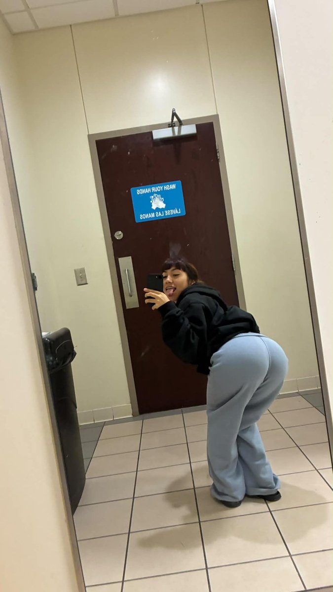 yatzbandz's tweet photo. for the pervs 😂🫶🏼 https://t.co/M2sHgxXiIP
