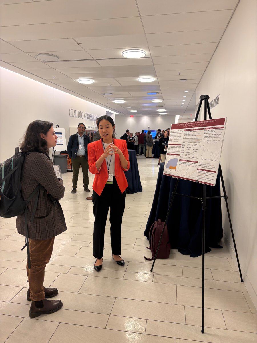 TPRCtweets's tweet photo. Posters+Cocktail Reception= #TPRC54 perfection! https://t.co/CgE6z7oyM5