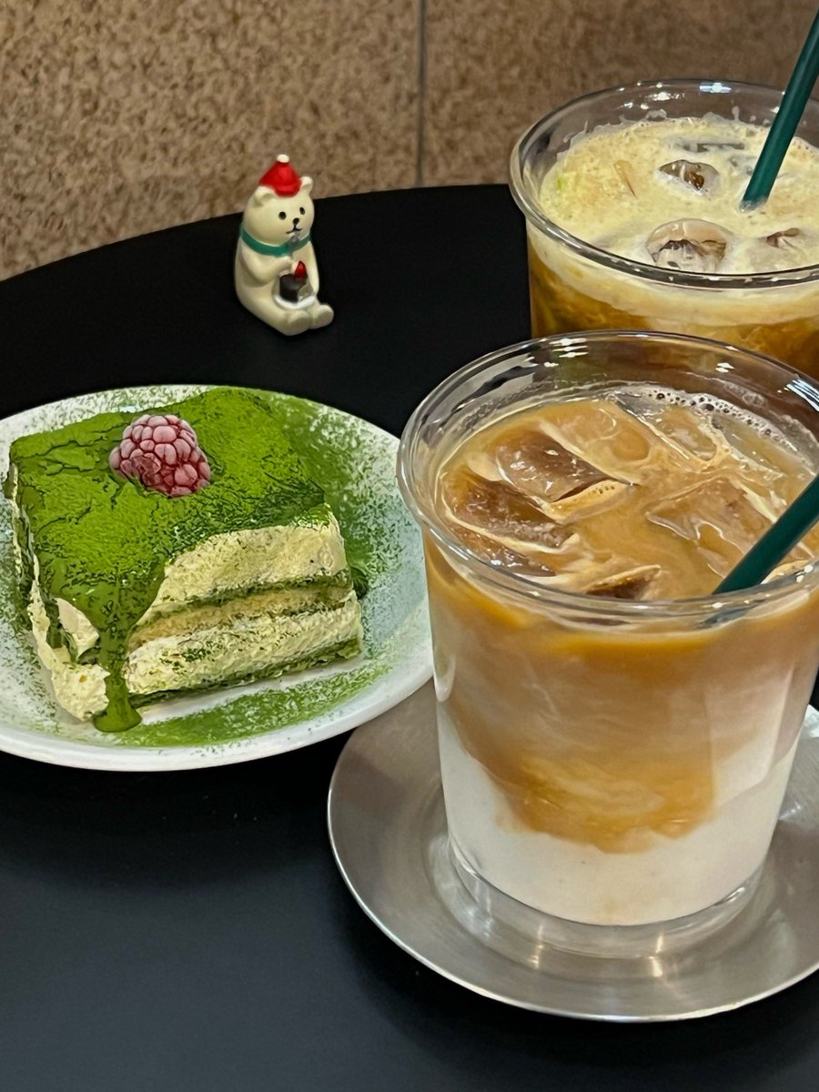 BillieScalia's tweet photo. Just had the BEST matcha tiramisu at that cozy café on 5th St—layers of creamy mascarpone, earthy matcha, and crumbly ladyfingers = pure bliss! 10/10 recommend anyone nearby to grab a slice. https://t.co/gbpeASLDu8