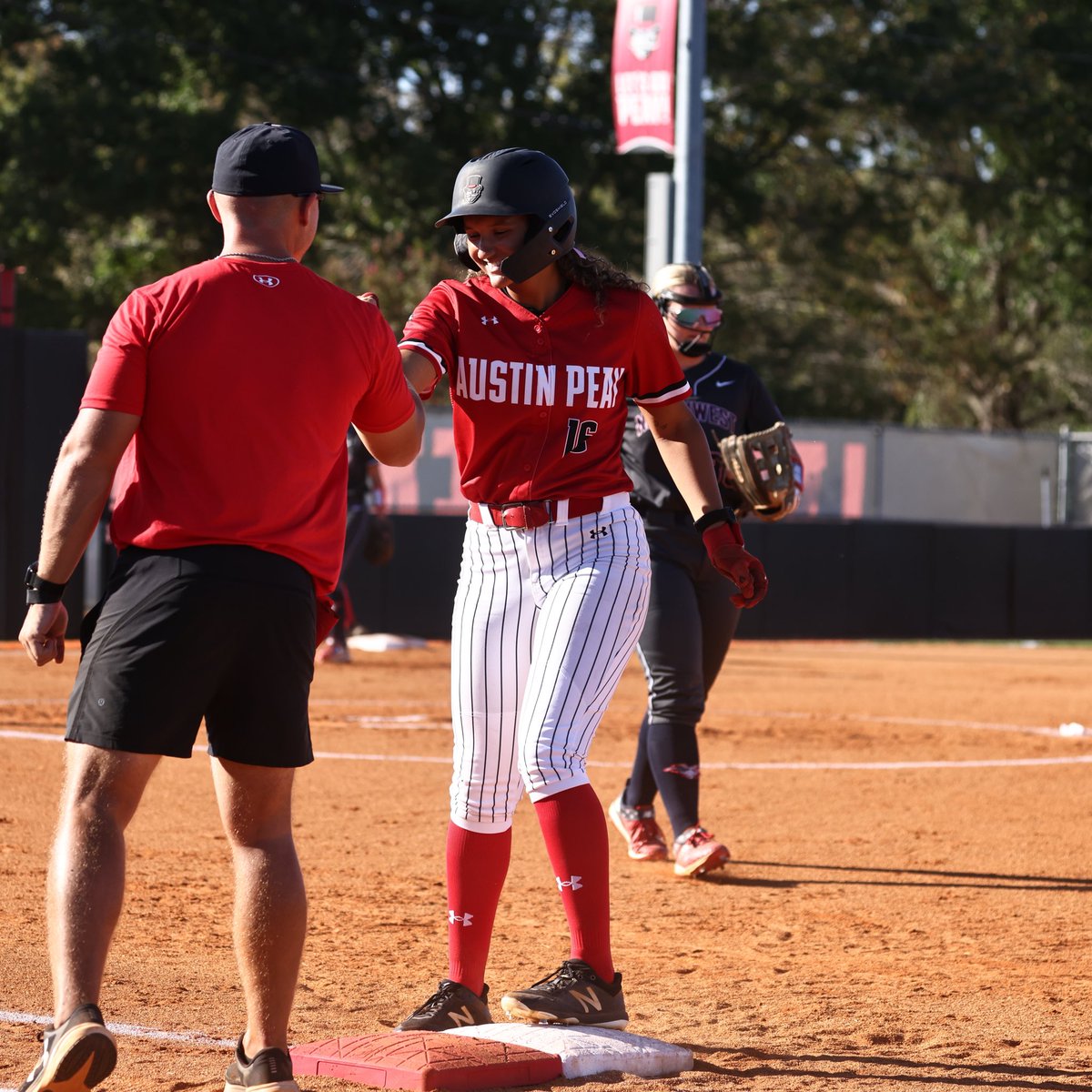 GovsSB's tweet photo. Lil 5-run first inning to get the fall season going! 🎩🥎 https://t.co/T3tkCHnTLW