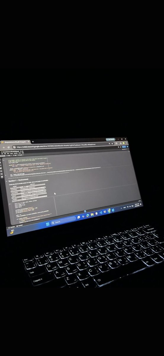 Ramatech260's tweet photo. بين أفكار، كود، تعديلات، و"نجرب مرة أخيرة" للمرة العاشرة 😭💻✨
لحظات من شغلنا على #عربثون 🤍
مين متحمس للنتيجة النهائية؟ 👀🔥 https://t.co/AtzT4nNadP
