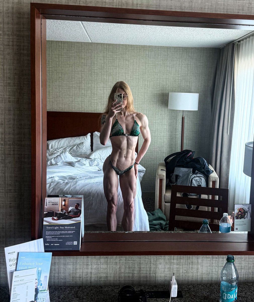 kenziefitnz's tweet photo. in honor of the olympia this weekend…throwback to Pittsburgh 

i can’t wait to come back even better next season🤍 https://t.co/RV3stk62XJ