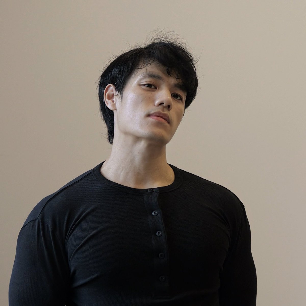 Rio_Longlong's tweet photo. 不要拿自己和别人盲目对比。比较之心，最容易困住一个人的脚步。
你只需要超越你自己。 https://t.co/giSoDFk28c