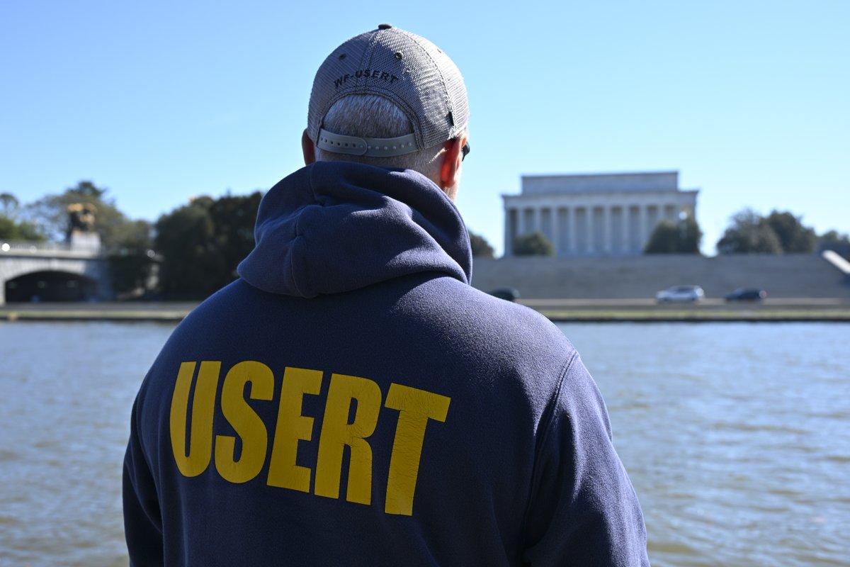 FBIWFO's tweet photo. At the #FBI, partnership is the foundation of public safety.

#FBIWFO coordinates with dozens of federal and local partners every day to protect the nation's capital.

We provide operational support and technical expertise — and the results are historic.

Together with our D.C. Safe and Beautiful Task Force partners, we executed over 1,700 arrests, more than 560 drug seizures, and over 330 firearm recoveries this summer — contributing to a 30% drop in homicides and a 48% decrease in carjackings.

We also worked with our partners to secure major events celebrating America's semiquincentennial. Our agents and analysts shared intelligence to mitigate threats, including a planned attack targeting the UFC Freedom 250, while our bomb techs, crisis negotiators, divers, counter-drone operators, and other National Capital Response Squad members maintained a state of readiness to disrupt threats.

From day‑to‑day operations to historic celebrations, we're building a safer capital together.
