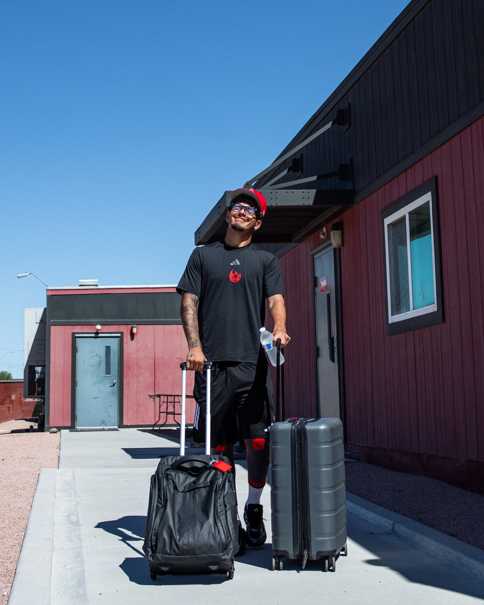 PHXRisingFC's tweet photo. Today’s Theme: “it’s too bright��� 😅😎☀️

#RisingAsOne | #AwayDays Driven by @Carvana https://t.co/CTIFTBi1Xu