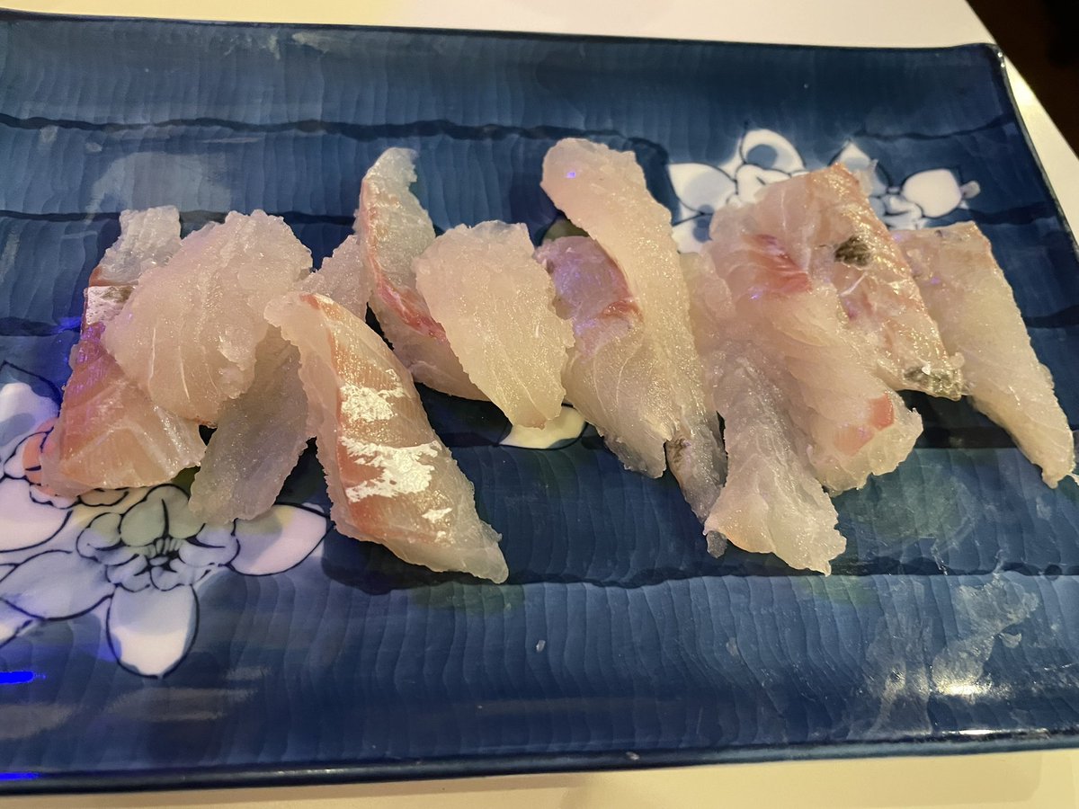 DBD0024's tweet photo. 忙し過ぎて愛媛の写真載せるの忘れてましたw

会社から連絡あり急遽大阪戻ってと言われて5連休が4連休になりました💦

さすがクソ会社👍

ちなみに愛媛で食べたのはこんな感じです✌️

釣りはダツとカマスしか釣れませんでした🎣

また機会があればリベンジ行きますw https://t.co/zrlzdEWRL4