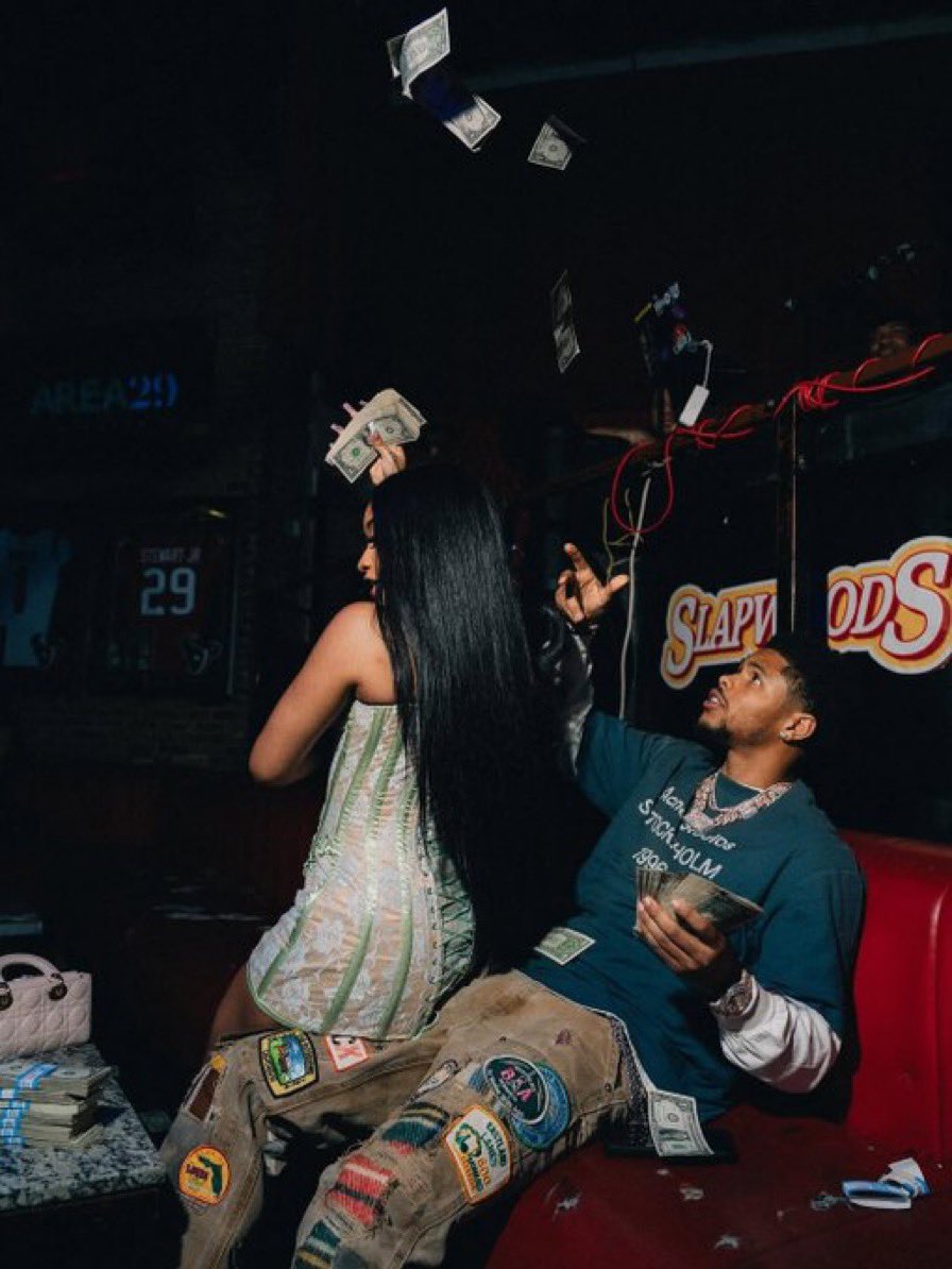 47djv's tweet photo. Down for dates like this https://t.co/pJ6g3n1ots