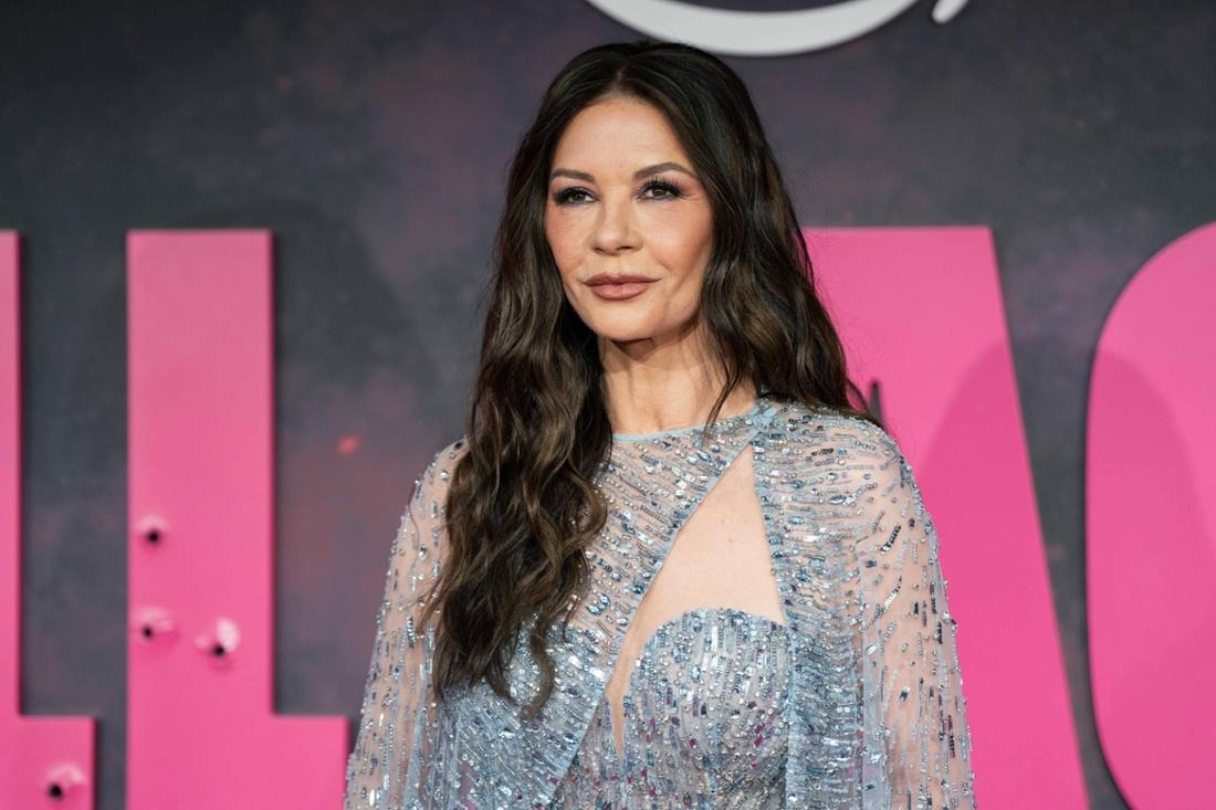 Itongadol's tweet photo. Efemérides judías. Un día como hoy: Nacía Catherine Zeta-Jones, actriz ganadora del Oscar y amiga del Estado de Israel
Ver nota: https://t.co/FedVlvyH5b
#Efemerides #Jewish #OnThisDay @TheCZetaJones https://t.co/ikhSuGsduS