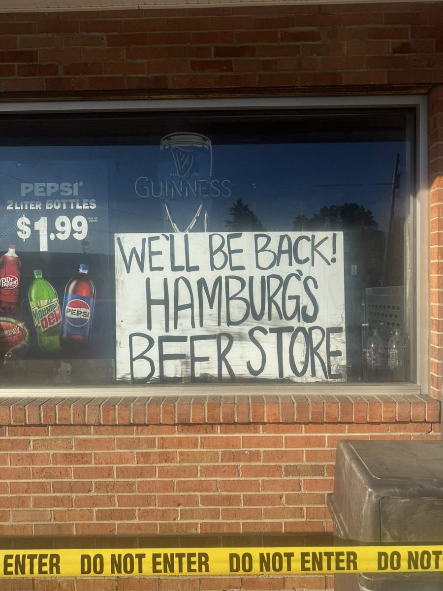 ConsumersBeer's tweet photo. We’ll be back! Hamburg’s Beer Store ❤️ https://t.co/4hBK2yMckt