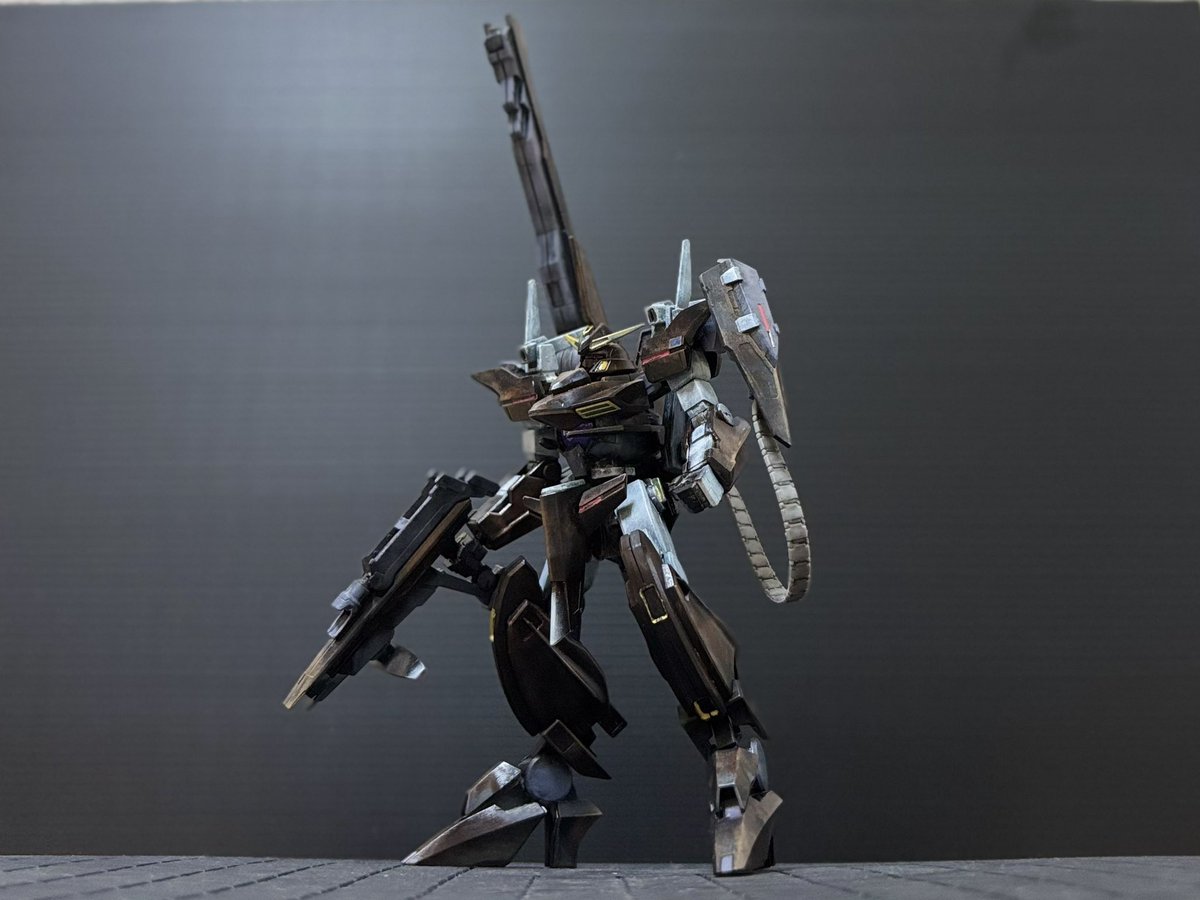 mal_0027's tweet photo. #肩キャノンこそ至高
#機動戦士ガンダムダブルオー https://t.co/dFdsZqIzUL