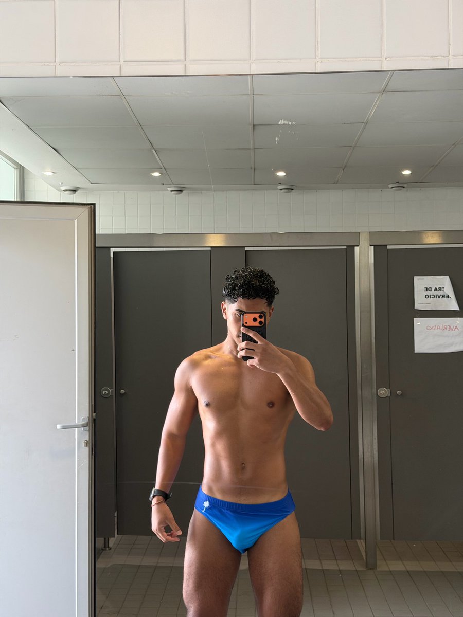YsmodesVictor's tweet photo. Pool day 💦
👀👇🏻

https://t.co/N0Jt24u2o7 https://t.co/AxRPF4cLBJ