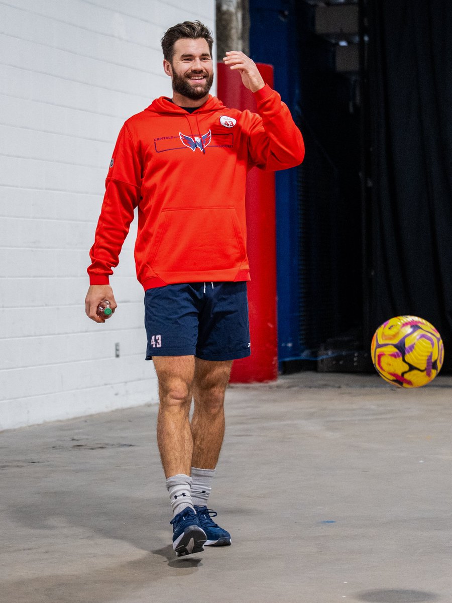 Capitals's tweet photo. just a couple smiley guys https://t.co/0FXOYYXV0g