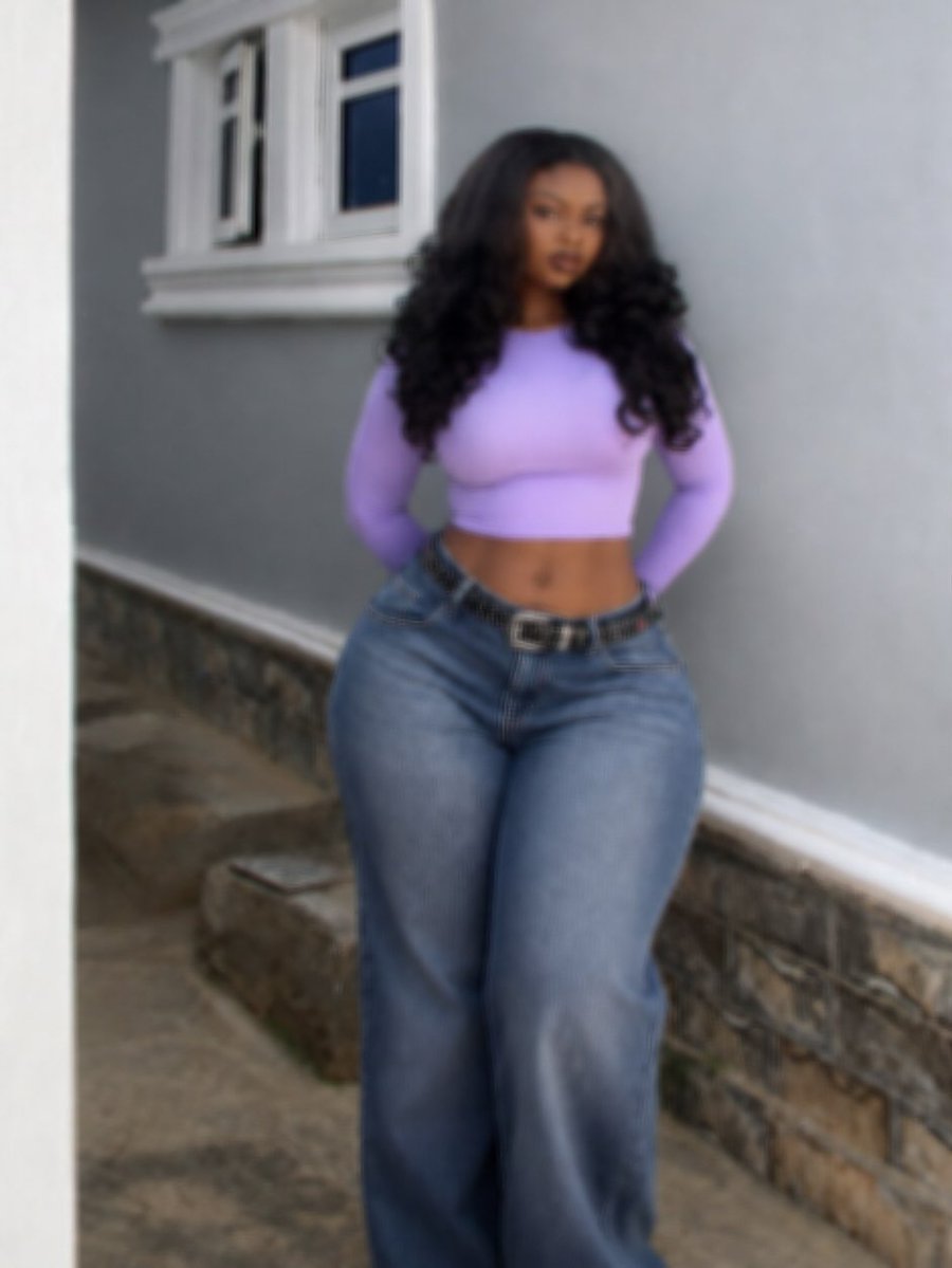 Nueldelly's tweet photo. Esthetics... #Curvy
#BodyPositive
#PlusSizeFashion
#ThickThighsSaveLives
#BlackGirlMagic
#Melanin
#CurvyGirl
#Curves
#NaijaTwitter
#LagosTwitter
#AfricanBeauty
#Slay
#OOTD
#FashionInspo
#CurvyAndConfident
#BBW
#Thicc
#GlowUp
#QueenVibes https://t.co/EnigOU1nEN