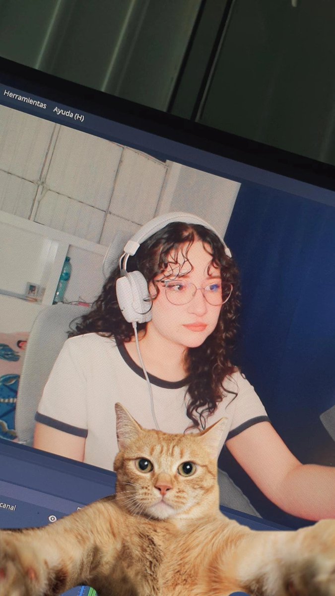 KKiraamethyst's tweet photo. Ya recupere mi cabello rizado, lo amoooo 🥰💗 https://t.co/4MKJi6w7Qh