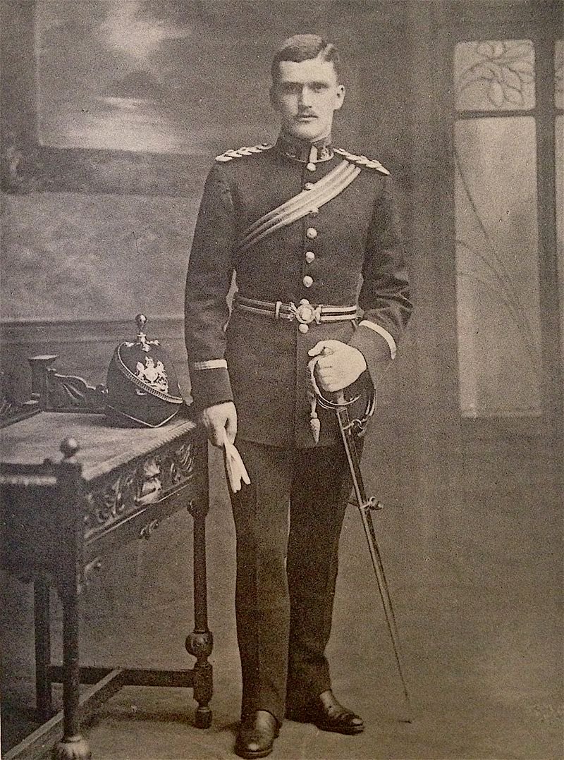 irelandbattles's tweet photo. #OnThisDay 1915 Ernest Cotton Deane MC was killed at the Battle of Loos. Deane, a Limerick man was a surgeon & played one game for Ireland in 1909 (Standing left team pic). Deane had a Military Cross for saving wounded men in No-Man's Land.
#Ireland #History #WW1 @IrishRugby https://t.co/aVFkLcbEq2