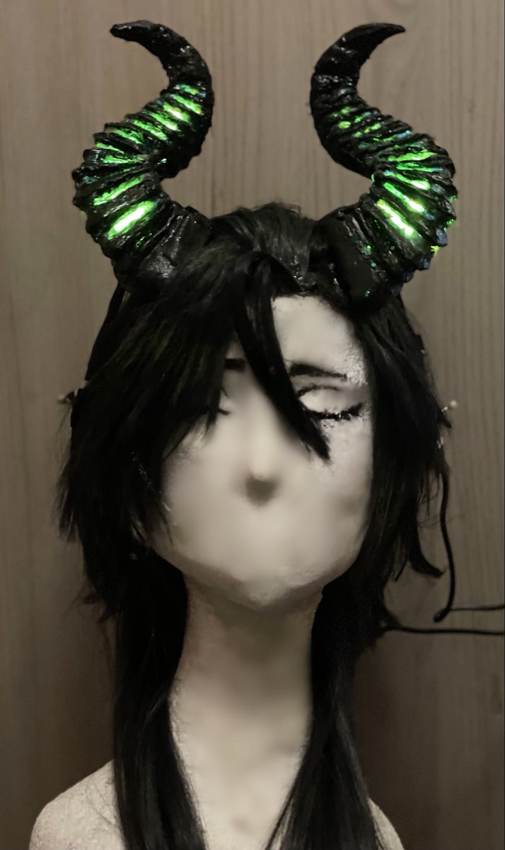 thornveno's tweet photo. ツノを完成できました✨ https://t.co/nS3jl62VoG