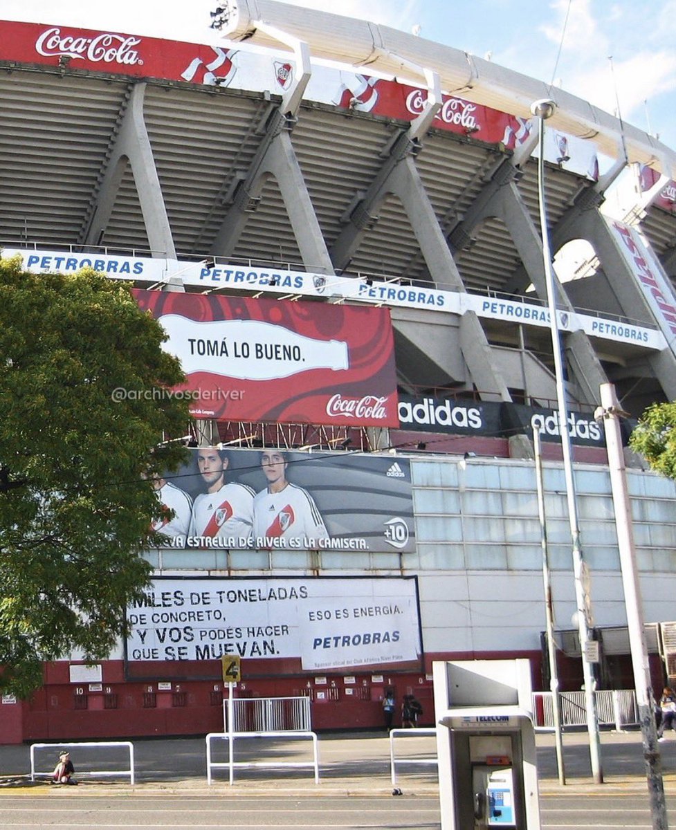 fedepiri_'s tweet photo. Este enano era tan crack que incluso antes de debutar en Primera todos hablaban de él y ya era cara de Adidas https://t.co/JEPOmDQdxT