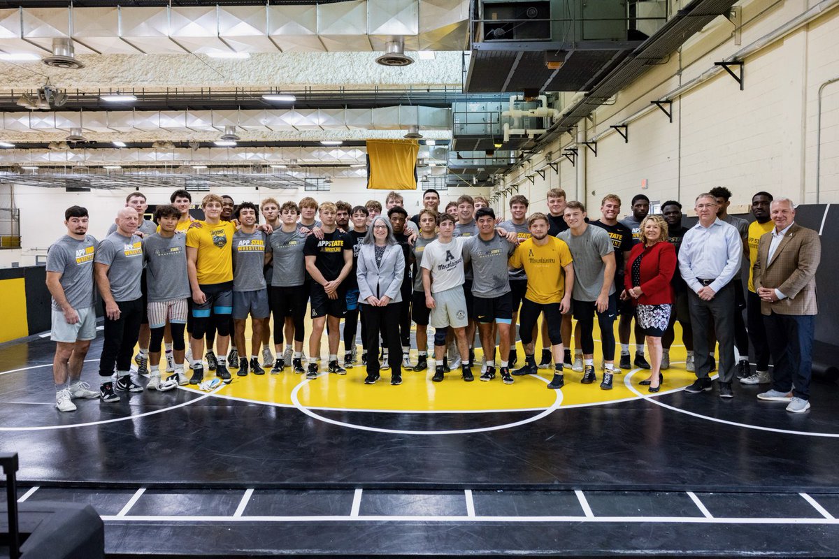 AppWrestling's tweet photo. Thank you to @AppChancellor and members of her cabinet for checking out practice and supporting our group!

#ReAchTheSummit https://t.co/0eMvJhG2M0
