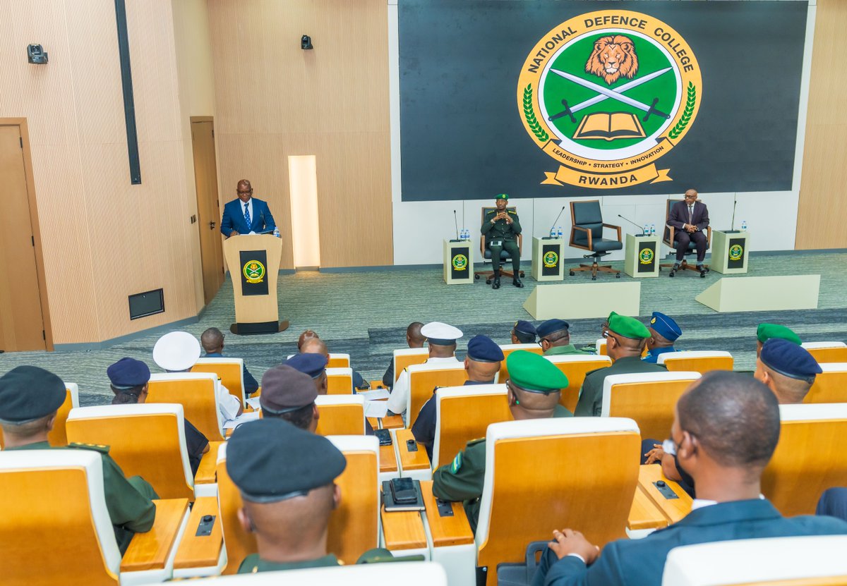 RwandaMoD's tweet photo. Rwanda’s Minister of Defence, Hon. Juvenal Marizamunda, has officially opened the inaugural National Defence College–Rwanda (NDC-R) Course 1-26/27 at Bumbogo Campus. He congratulated the pioneer cohort and welcomed the  Senior Directing Staff and civilian faculty who will guide participants throughout the 11-month programme.

Hon. Juvenal Marizamunda described the opening as a historic milestone in Rwanda’s defence and security architecture and a major step in strengthening professional military education. The NDC-R, a constituent organ of the National Defence University-Rwanda, was established following a directive by H.E. Paul Kagame, President of the Republic of Rwanda and Commander-in-Chief of the Rwanda Defence Force (RDF), with the purpose of providing education at the strategic level.https://t.co/1eMXzyUEt6
============
Minisitiri w’Ingabo z’u Rwanda, Juvenal Marizamunda, yatangije ku mugaragaro Icyiciro cya  Mbere cy'amasomo ( Course 1-26/27) mu Ishuri Rikuru ry'u Rwanda rya Gisirikare, riherereye i Bumbogo mu karere ka Gasabo. Yashimiye  Icyiciro cya mbere  cy’abasirikare bakuru batangiranye n' iri Shuri Rikuru ry' u Rwanda, anaha ikaze abayobozi baryo  n’abarimu  bazagira uruhare mu mahugurwa y'icyiro cya mbere azamara amezi 11.

Minisitiri w'Ingabo yavuze ko itangizwa ry’aya masomo ari intambwe ikomeye mu guteza imbere uburezi n’amahugurwa bya gisirikare bishingiye ku bumenyi n’ubunyamwuga.

Iri Shuri Rikuru ry' u Rwanda rya Gisirikare ni rimwe mu yagize Kaminuza Nkuru y' u Rwanda ya Gisirikare, ryashinzwe nyuma y’amabwiriza yatanzwe na Nyakubahwa  Perezida wa Repubulika y’u Rwanda Paul Kagame akaba n’Umugaba  w’Ikirenga w’Ingabo z’u Rwanda (RDF), hagamijwe gutanga uburezi n’amahugurwa ku rwego rwo hejuru rw’imiyoborere y’ingabo.https://t.co/UNgzDCn6Bh