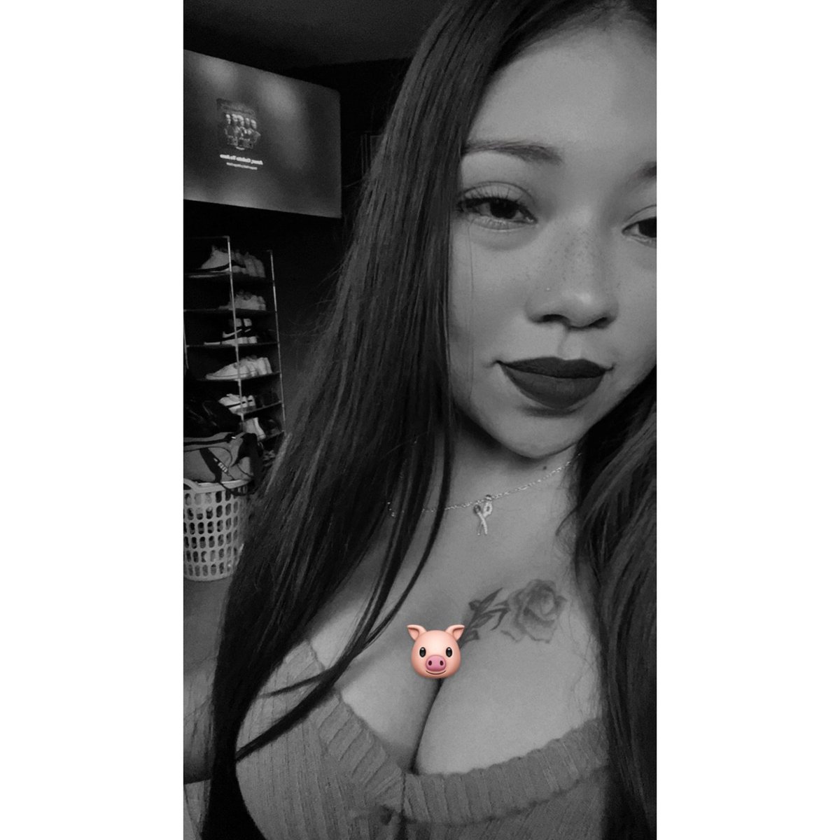 yesvivia's tweet photo. ¿Cuál les gusta mas amores?.❤️‍🔥 https://t.co/UudrDUgh1h