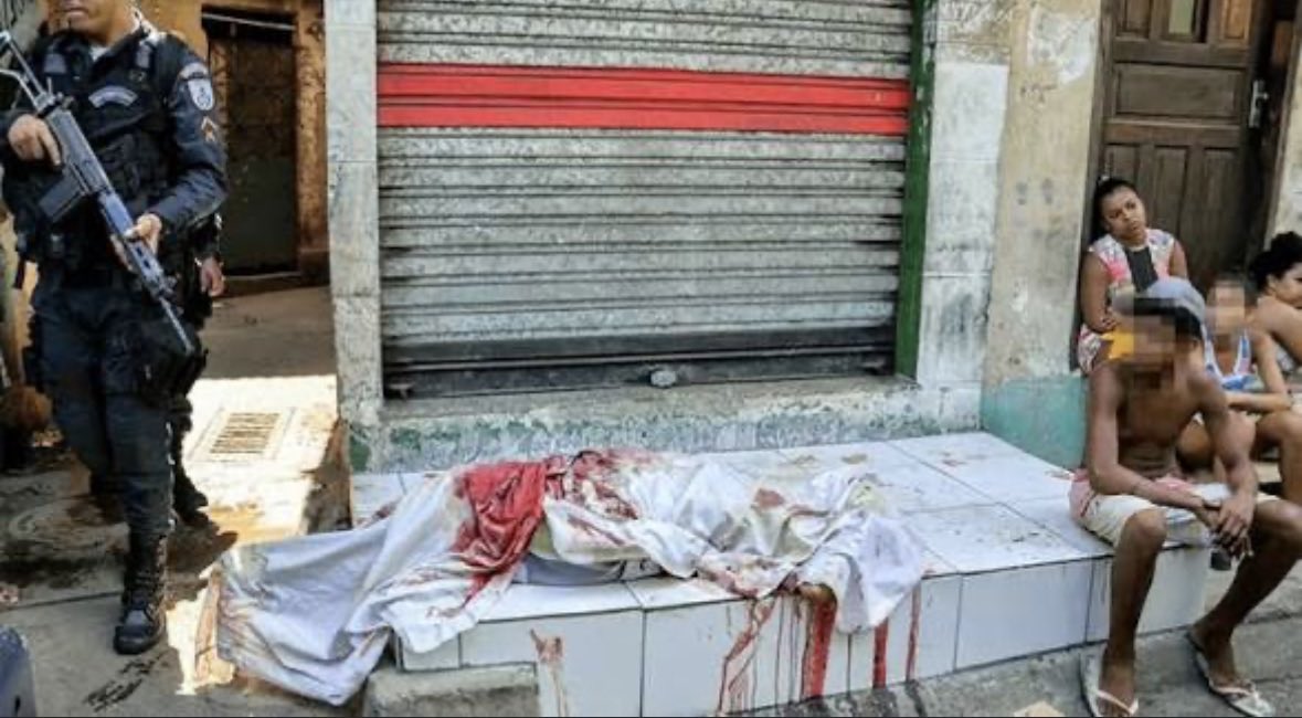 AmbersIsTricked's tweet photo. @aqui_morais Go clean your dirty favela. https://t.co/5yqyLehUIw
