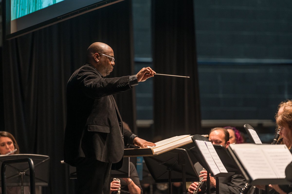MethodistU's tweet photo. Mark your calendars for a night of live music with the Fayetteville Symphonic Band! 🎻 ￼

🗓️ Sept. 29 | ⏰ 7:30 p.m. | 📍Huff Concert Hall https://t.co/oWYByaSLIf
