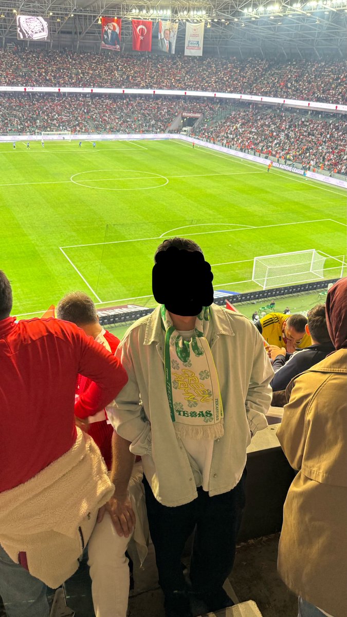 CevdetHarun's tweet photo. Dünya gözüyle daha zorlu bir rakip izlemedim 1-0’a sevinebiliriz ancak hiç reaksiyon vermedik çok kötü mücadele https://t.co/27YVyP0KpQ