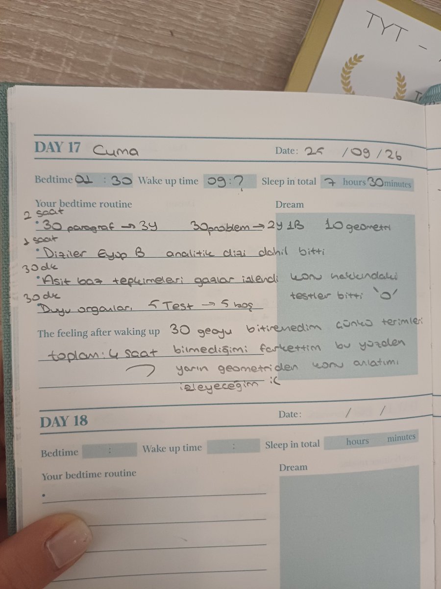 jjucolli's tweet photo. Son iki gün off amk sikicem asitleri de bazıları da orosbuevlatlari sizi nefret ediyorum amkkkkjjjjj https://t.co/y6qzq6FBga