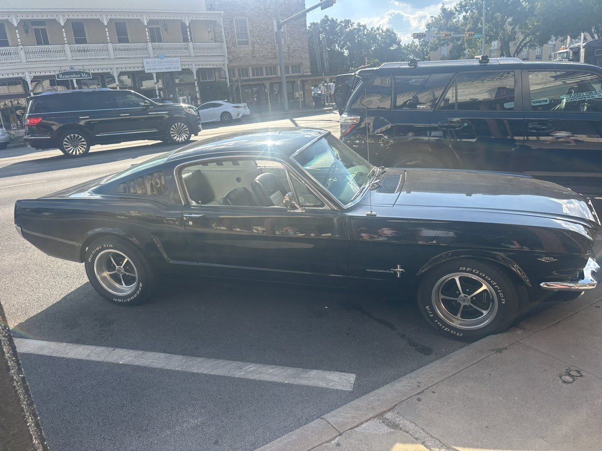 PlottsWilliam's tweet photo. @MustangMan_TX Here ya go Brother I thought about ya when I saw this https://t.co/jqOsPjJ6bO