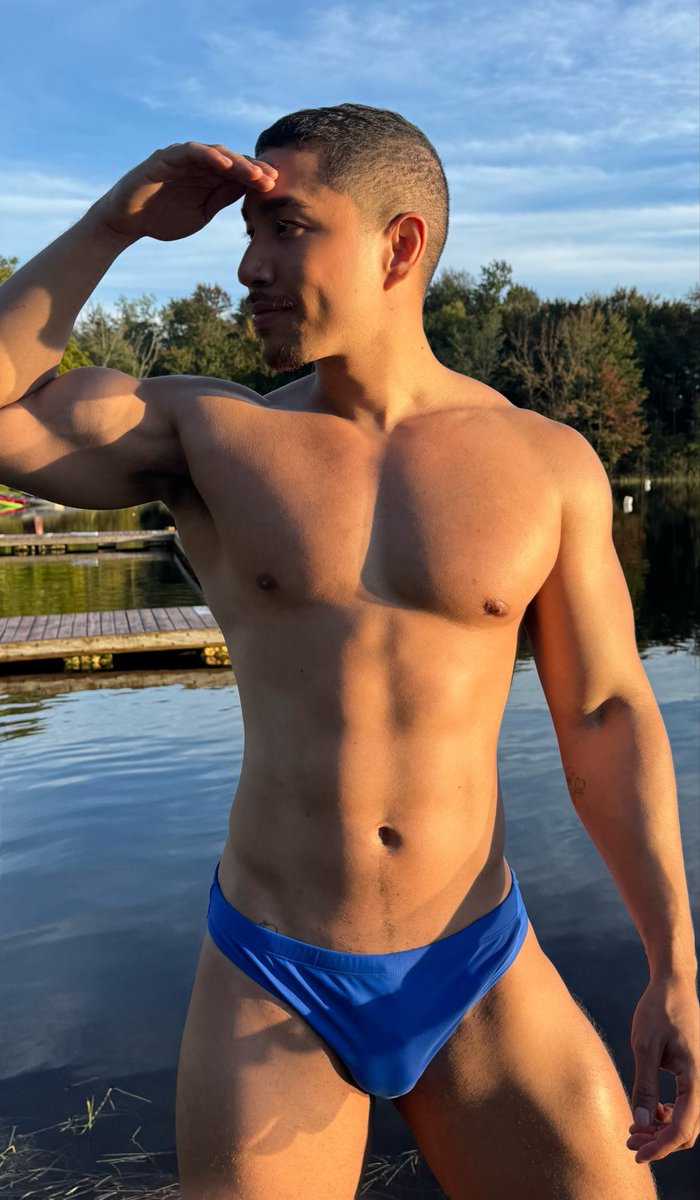 mannyd0g's tweet photo. looking for oomfs in san fran 👀 👀👀 https://t.co/iWEDnbrvmT