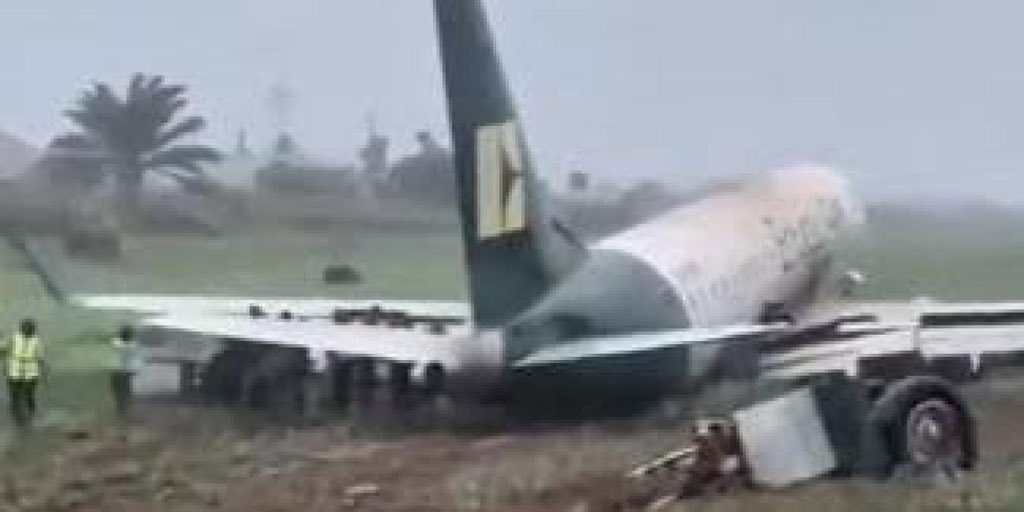 instablog9ja's tweet photo. More than 10 people k+lled after small passenger aircraft crashes and catches fire in DR Congo https://t.co/uTrTQNwbNQ