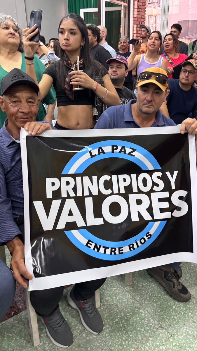 elpamperop's tweet photo. Guillermo Moreno en Entre Ríos
Hilo https://t.co/Gub4vYRCdD