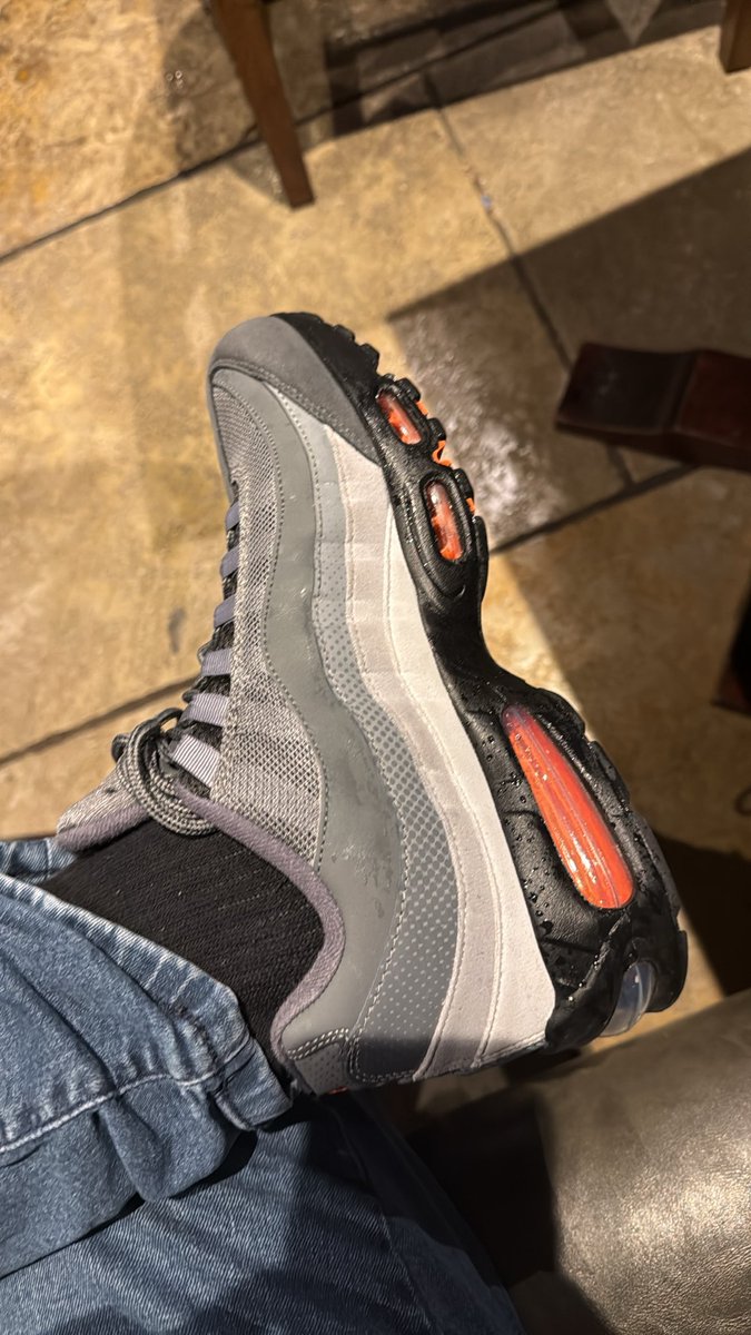 MrMasterAdam's tweet photo. Who wants to lick. Shoes clean I know I’m not high pertinence on this platform right now but I soon will be #sweatysocks #findom #footfetısh #findompaypig #feetbuyers #footsub  you will all a obey me https://t.co/CU8OIMMAC7
