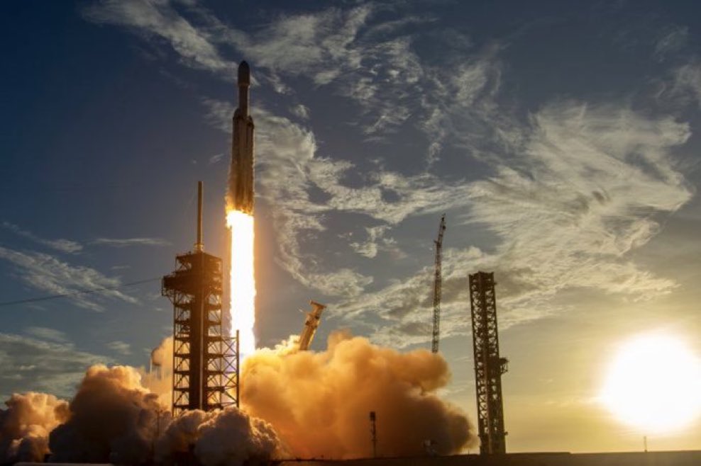 Mr_spaceX_i's tweet photo. https://t.co/hoJATLnvyo
