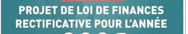 Hadjimalick_ns's tweet photo. 📌Ne donnons surtout pas l'épée de Damoclès au Président

Par Dr Mansour Seck

Le Président Bassirou Diomaye Faye l'a dit lui-même : tout est question de nécessité et de contexte. Le moment venu, il décidera pour les législatives.

En réalité, son plan est limpide : après la LFR qui validera l'accord avec le FMI et la LFI qui entérinera la restructuration de la dette, il aura toutes les cartes en main pour gouverner seul jusqu'en 2029, au détriment de la volonté populaire et des principes fondateurs de PASTEF.

L'unique obstacle capable d'empêcher cette dérive et d'éviter qu'il n'impose des élections anticipées quand il le voudra, après avoir humilié ou fait chanter des députés est de ne pas voter la LFR et la LFI.

Rappel juridique :

Si l'Assemblée rejette la LFR, l'État continue avec la LFI 2026 initiale. Sans LFR, pas d'intégration de la dette révélée, pas d'accord FMI validé par le Conseil d'Administration, pas de coupe des subventions. Le programme est bloqué.

Il faut distinguer deux cas prévus par la Constitution :

1. L'Assemblée ne se prononce pas dans les 60 jours : le Président peut alors passer par ordonnance. C'est la procédure anti-blocage, utilisée sous Wade.

2. L'Assemblée rejette explicitement le texte : l'ordonnance devient impossible. C'est un désaveu politique majeur.

Dans ce second cas, le gouvernement reste bloqué avec l'ancien budget. Le Premier ministre doit soit retirer son texte et en présenter un nouveau, soit engager sa responsabilité et risquer la censure. Il doit renégocier, notamment les conditions du FMI.

La LFR de septembre 2026 porte justement la reconnaissance d'une dette de 132% du PIB et la suppression des subventions. La rejeter, c'est refuser ces conditions au nom du peuple.

Même logique pour la LFI : si elle n'est pas votée au 31 décembre, le Président peut reconduire l'ancien budget par douzièmes provisoires. Mais s'il y’a rejet explicite, il n'y a plus d'ordonnance possible. L'État se retrouve sans budget autorisé au 1er janvier.

C'est alors une motion de censure de fait. Le Premier ministre doit démissionner. Le Président n'a plus que trois options :

1. Nommer un nouveau gouvernement

2. Dissoudre l'Assemblée et convoquer des législatives anticipées en 60-90 jours

3. Utiliser le 49.3 sénégalais en engageant la responsabilité du gouvernement

Aujourd'hui, PASTEF détient 130 sièges sur 165. Si cette majorité rejette la LFR et la LFI de ce gouvernement, elle refuse d'avaliser la dette et les diktats du FMI. On a promis PASTEF, il gouverne FMI.

C'est l'occasion de mettre fin à l’imposture de l'Exécutif et d'imposer une clarification démocratique. L'initiative des élections ne doit pas être laissée au seul caprice d'un homme. Il faut la lui imposer.

Évitons que l'épée de Damoclès qui pèse chaque mercredi sur la tête des DG PASTEF ne vienne aussi peser sur les députés après le vote des lois de finances. PASTEF a suffisamment d'arguments pour convaincre les Sénégalais et remettre ce régime sur la voie de ses promesses électorales.

Le parti au pouvoir n'est pas prêt pour des élections aujourd'hui. Lui donner du temps, c'est lui permettre de se préparer et de trouver de nouveaux éléments de langage pour diaboliser l'adversaire. Le Président est impopulaire. C'est le moment de redonner la parole au peuple.

Dans aucun pays au monde on ne gouverne sans majorité. Quand on détient une majorité, on doit l'exercer pleinement pour imposer sa vision. C'est son rôle. Aujourd'hui, cette majorité existe. Elle bénéficie du soutien du peuple. Encore faut-il y croire et lui faire confiance.

Aux États-Unis, la majorité au Congrès provoque régulièrement un blocage du budget, le fameux « shutdown », sans jamais être sanctionnée par le peuple. Au contraire, c'est un acte prévu, compris et même attendu par les électeurs comme un moyen de défense démocratique. Ce principe est valable partout dans le monde.