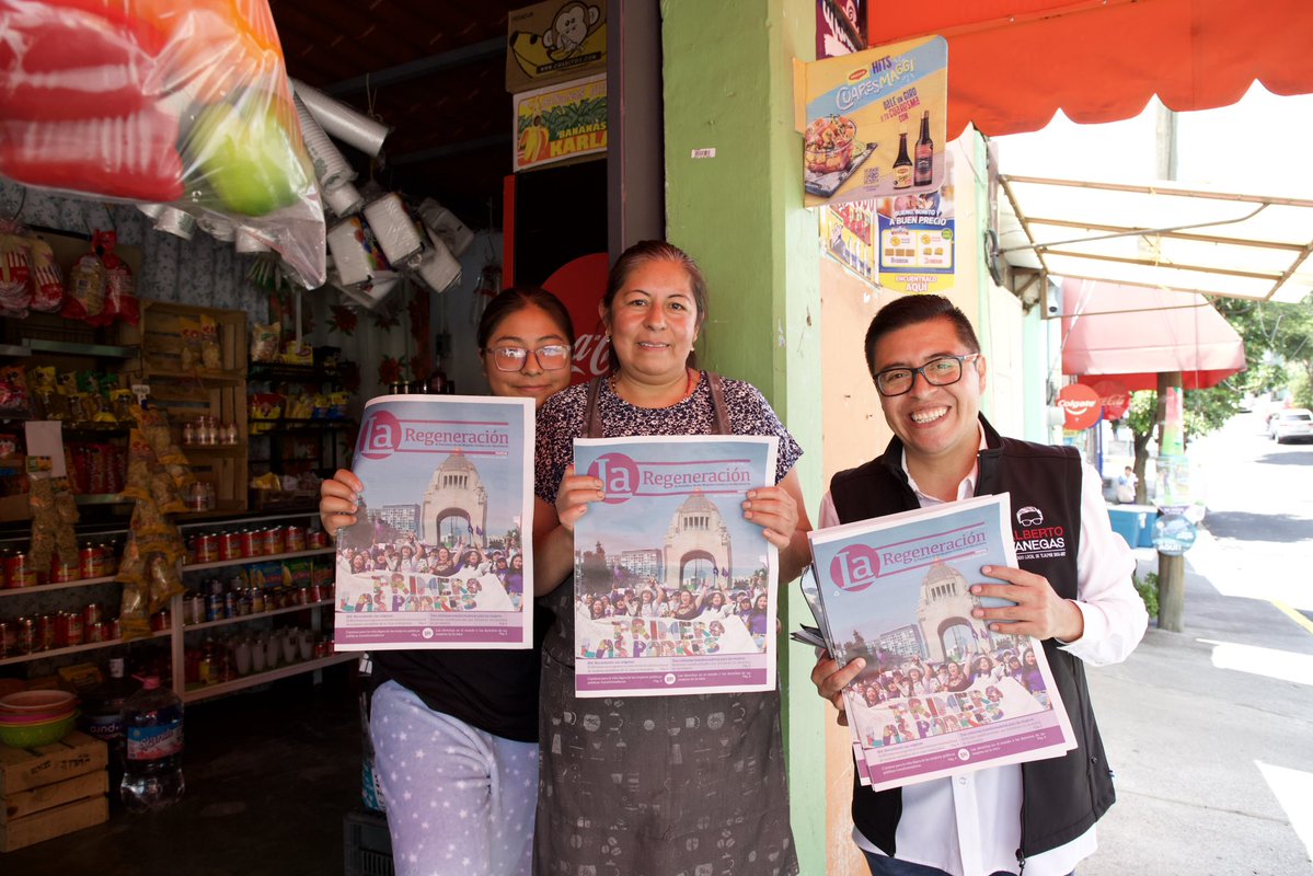 Alberto_Vanegas's tweet photo. Hay cosas que solamente se entienden cuando uno sale a caminar y escucha directamente a la gente. Hoy nuestro Recorrido CASA por CASA estuvo en Mirador Tercera Sección, donde platicamos con las familias y conocimos de cerca sus necesidades, sus preocupaciones y también sus ideas para mejorar su comunidad. Nos vamos con mucho por hacer, pero también con la certeza de que estos encuentros son los que nos permiten seguir AVAnzando por Tlalpan. ✨🇲🇽

#RecorridoVecinal #CasaPorCasa #Morena #AlbertoVanegas #AvanzamosPorTlalpan