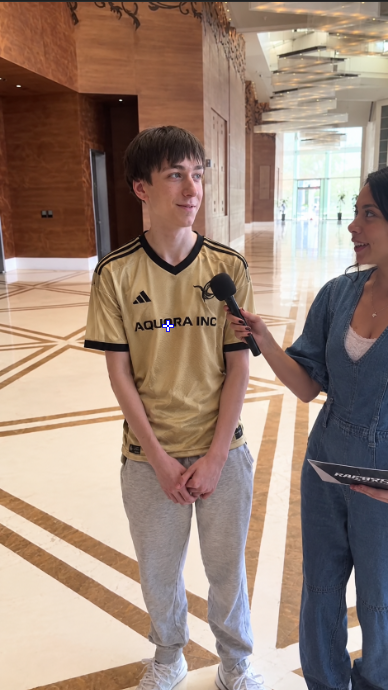 WinterGGSs's tweet photo. Not peter rocking our teams merch 👀 https://t.co/yYlLAwKvvb